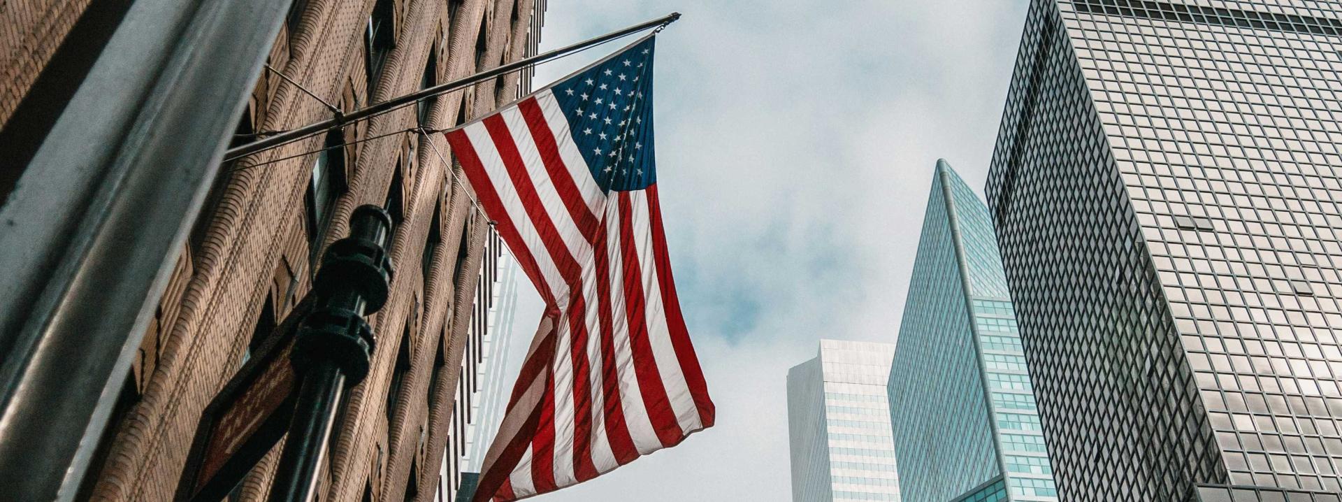 Sąd Najwyższy USA: cła Trumpa bezprawne. Branża beauty walczy o miliardowe zwroty