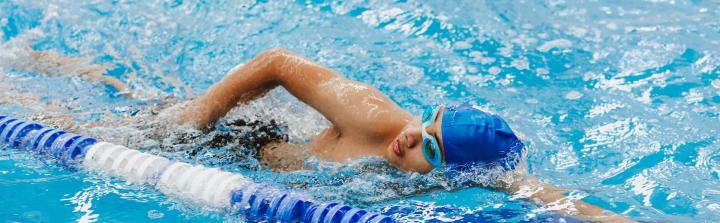 Pielęgnacja po basenie wciąż nie jest nawykiem – wyniki badania TRISWIM